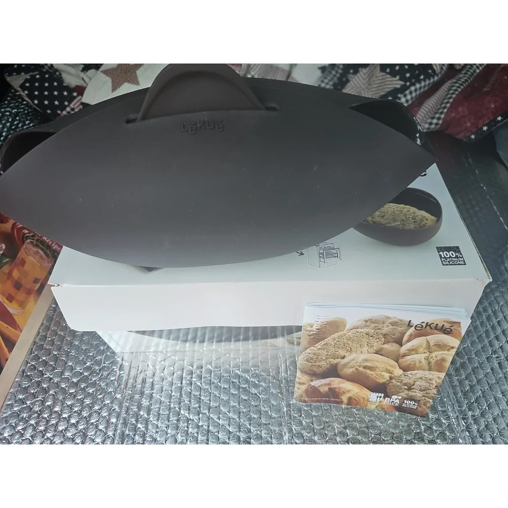 Lekue Beige Silicon Steam Roaster Bowl Case Oven Microwave w/ Cookbook